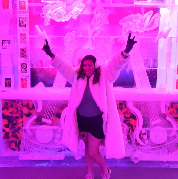 Meet your Posher, Kimberly - Picture 2 of 4